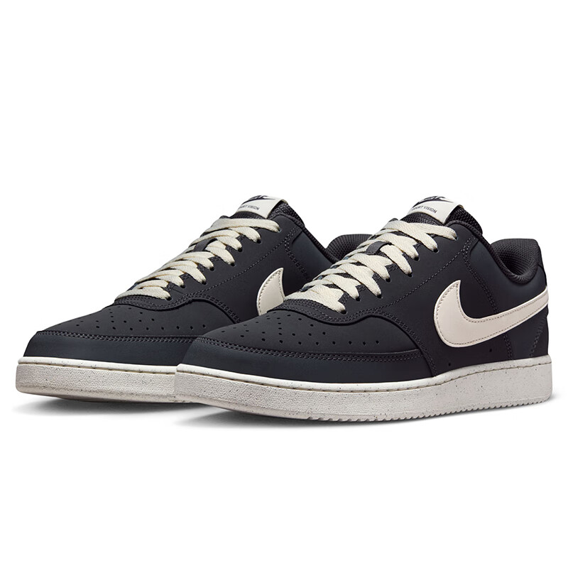 NIKE Men's COURT VISION LOW Sneakers