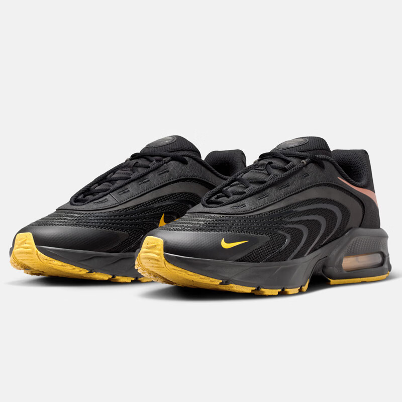 NIKE Men's AIR MAX FIRE Sneakers