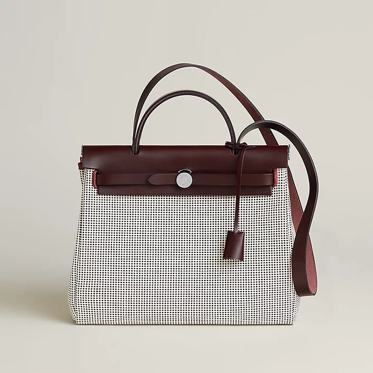 Representative Herbag Zip 31 handbag from the Hermès Herbag family