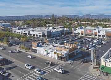 Firm Scoops Up Retail Center for $64 Million