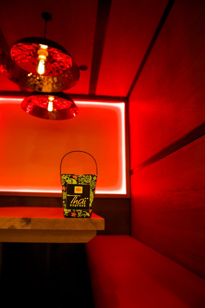 pub and restaurant PR photography, Thai Express Kitchen interior 3