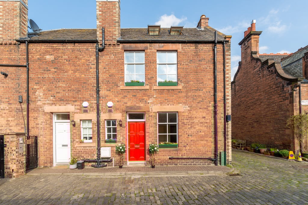 PR Edinburgh Photography features The exterior of Sunbury Street Deans village, Edinburgh