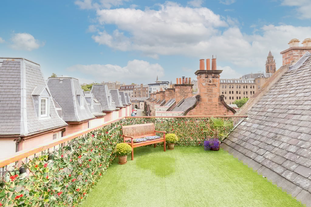 PR Edinburgh Photography features Sunbury Street roof garden shown in PR Edinburgh Photography