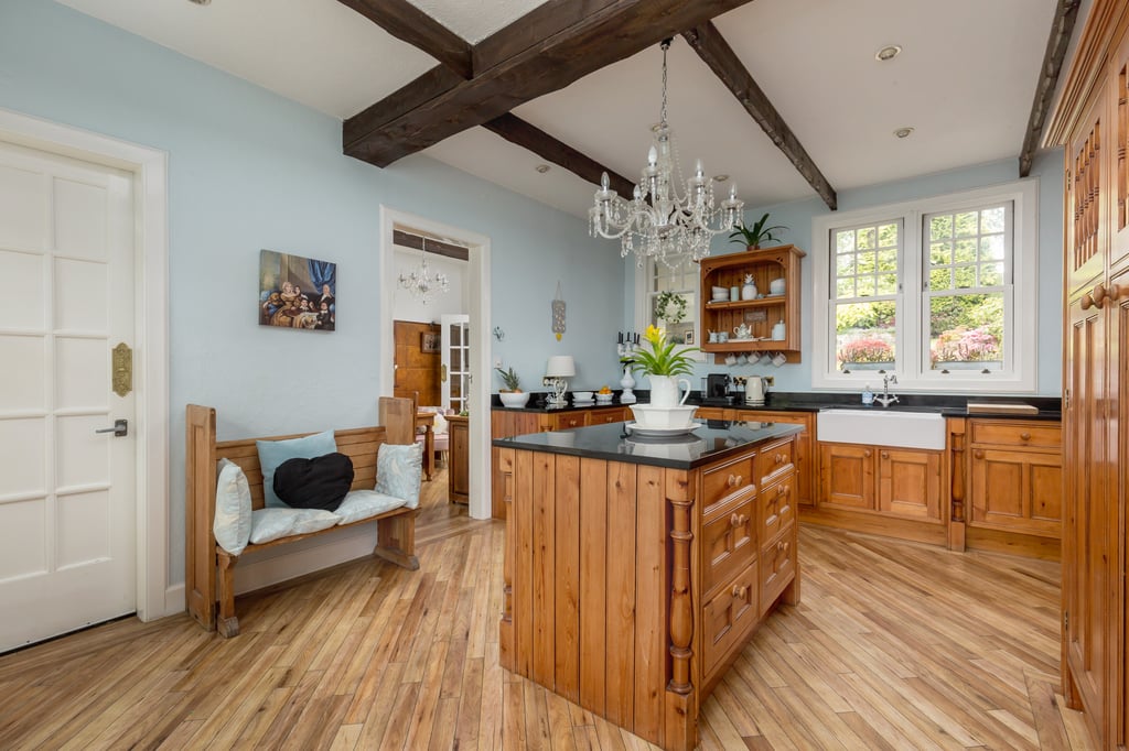 Scottish PR agency photography showcases once in a generation Edinburgh villa with sweeping garden