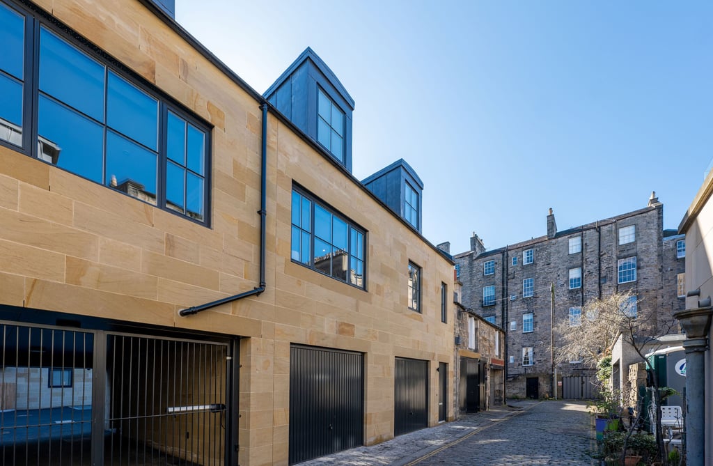 Luxury Square and Crescent homes released onto market