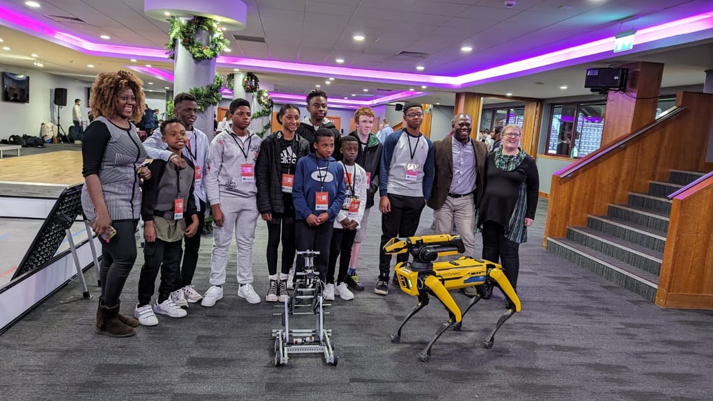 Housing developer donated hundreds of pounds to support a new children’s robotics club and fosters young talent in robotics club by Scottish PR