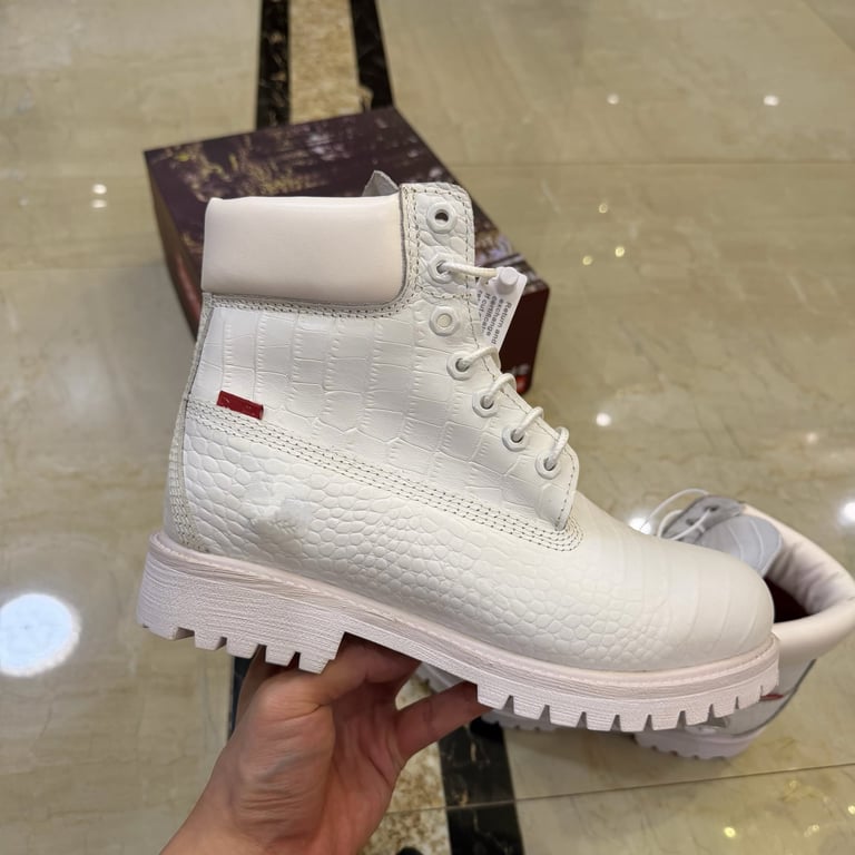 Timberland x Supreme 6-Inch Premium Boot Croc Embossed - 2