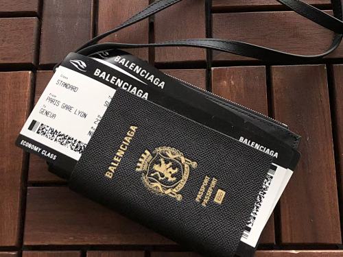 Balenciaga Passport Crossbody Bag Black - 2