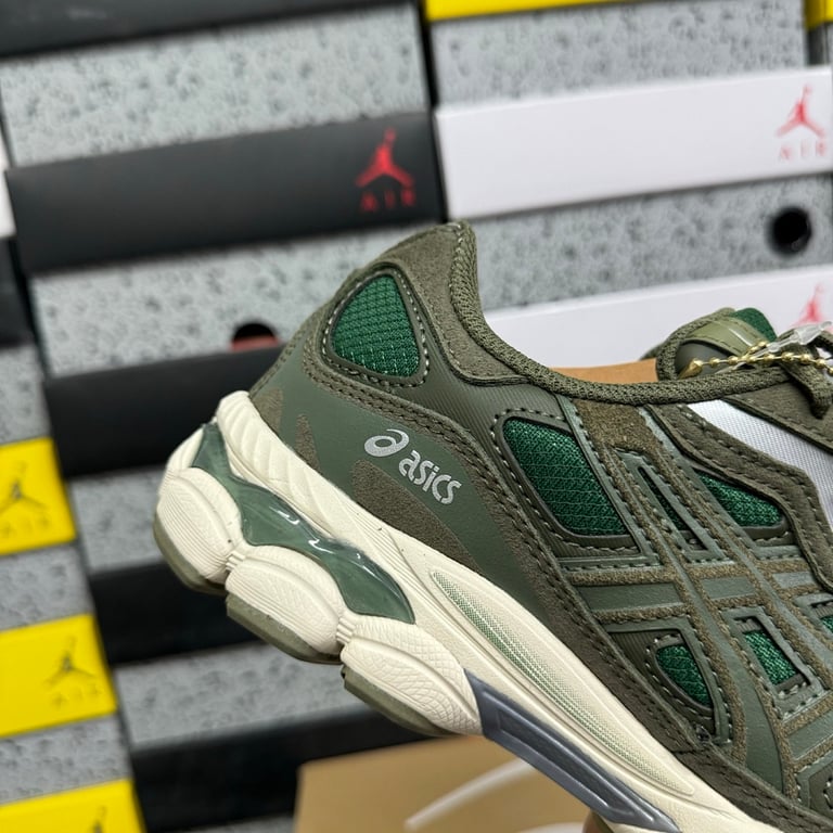 Asics Gel-NYC Green (1203A739-300) - 6