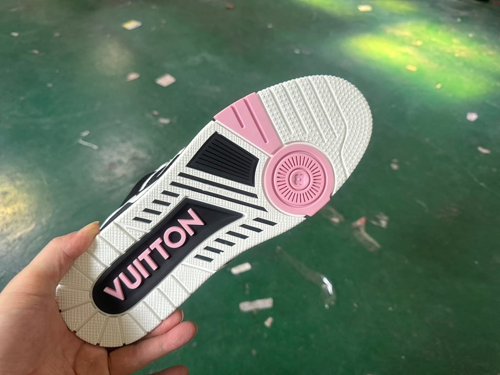 Louis Vuitton Skate Sneaker Black White Pink - 3