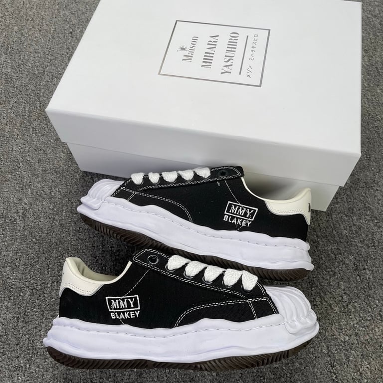 Maison Mihara Yasuhiro Blakey Black White - 8