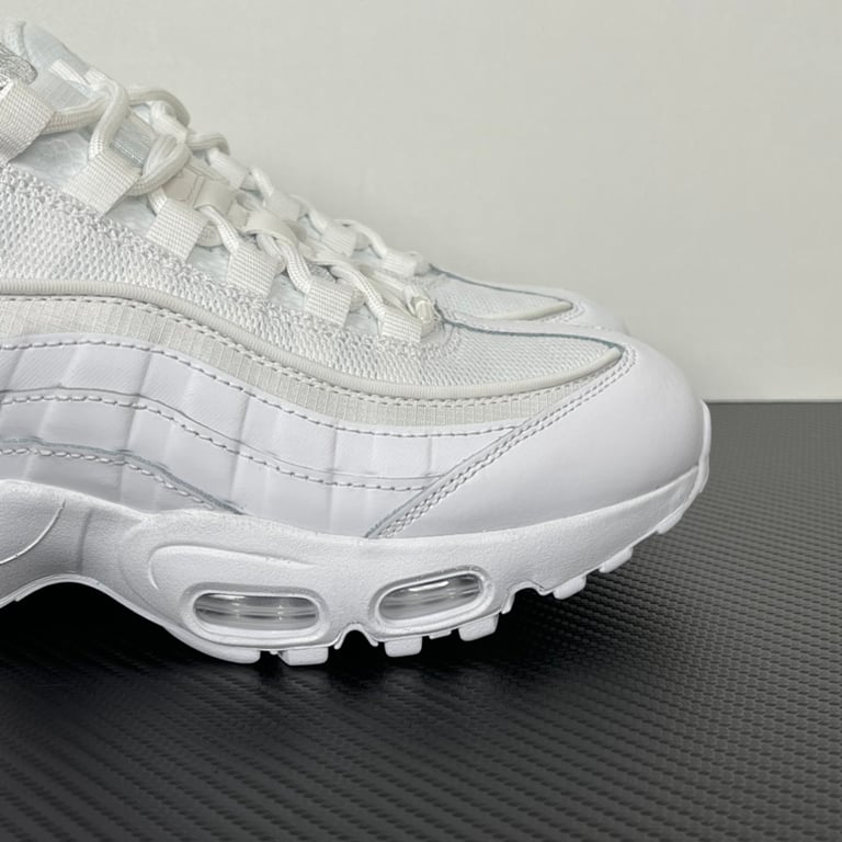 Nike Air Max 95 Triple White - 9