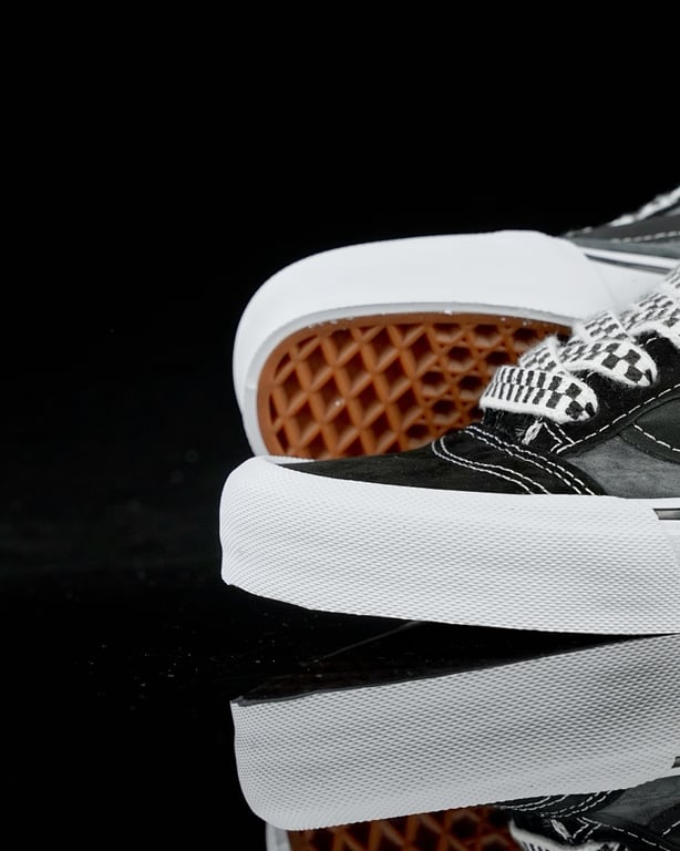 Vans Knu Skool Black Grey White - 2