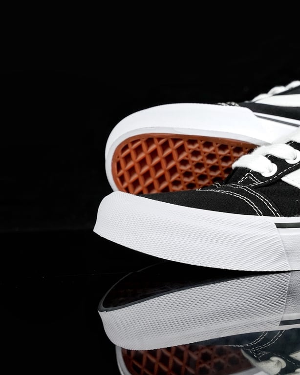 Vans Knu Skool Black White - 2