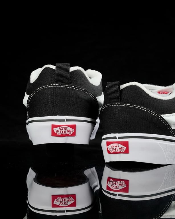 Vans Knu Skool Black White - 3