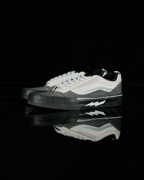 Vans Knu Skool Black Grey Lightning - 10