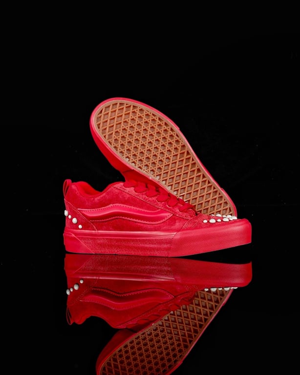Vans Knu Skool Red Pearl Studs - 6