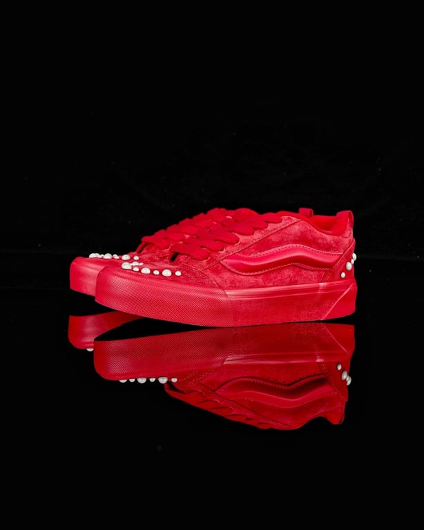 Vans Knu Skool Red Pearl Studs - 10