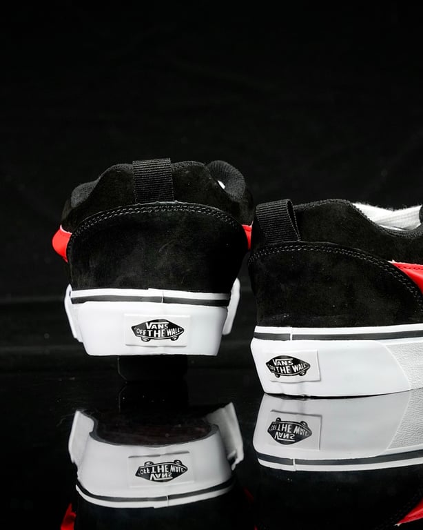 Vans Knu Skool Black Red - 3
