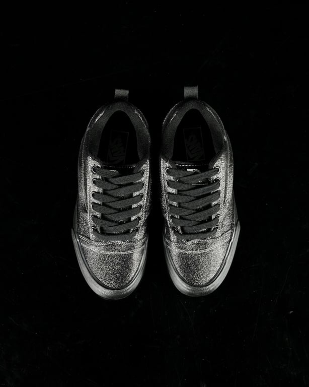 Vans Knu Skool Pearlescent Black - 9