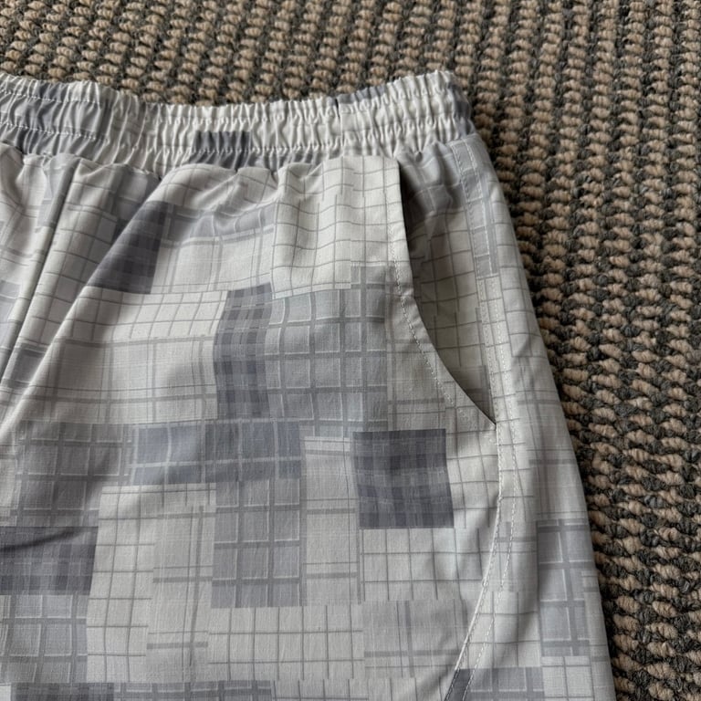Mertra Geometric Grid Shorts - 8