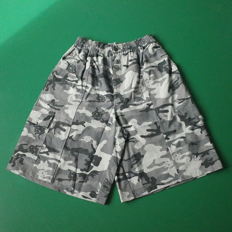 Mertra Camo Cargo Shorts - 18