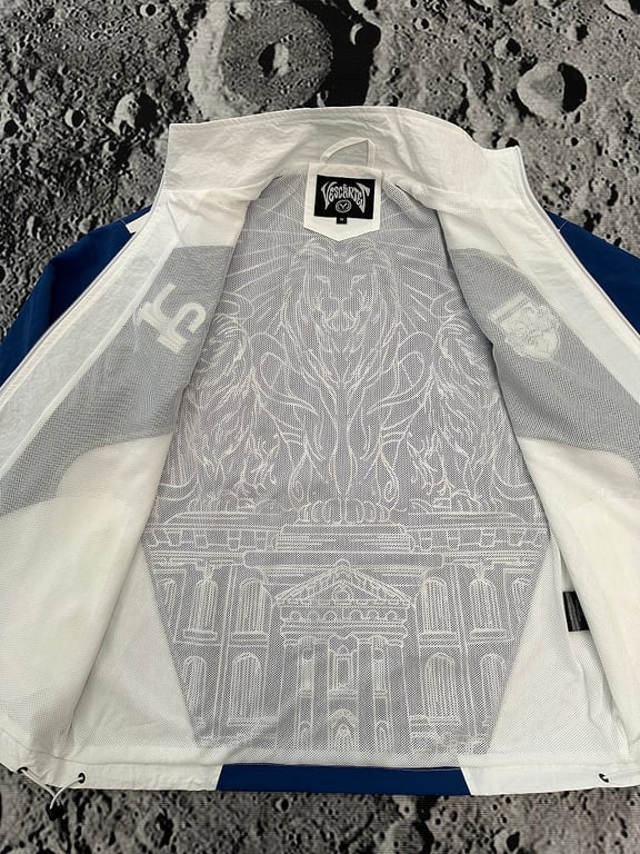 Vescartes Double Lion Legion Windbreaker Blue/White - 9
