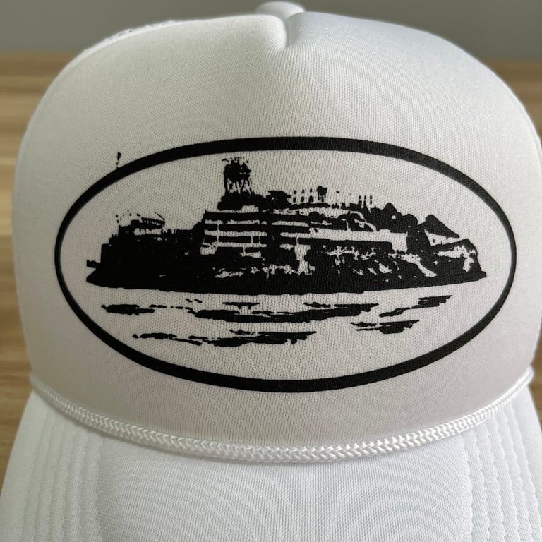 Corteiz Alcatraz Trucker Cap - 12