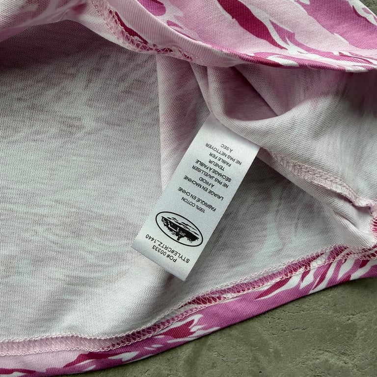 Corteiz Island Puff Print T-Shirt Pink Tiger Camo - 12