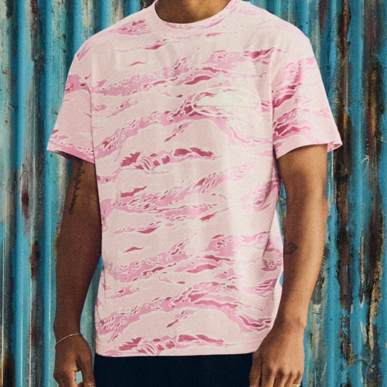 Corteiz Island Puff Print T-Shirt Pink Tiger Camo - 17