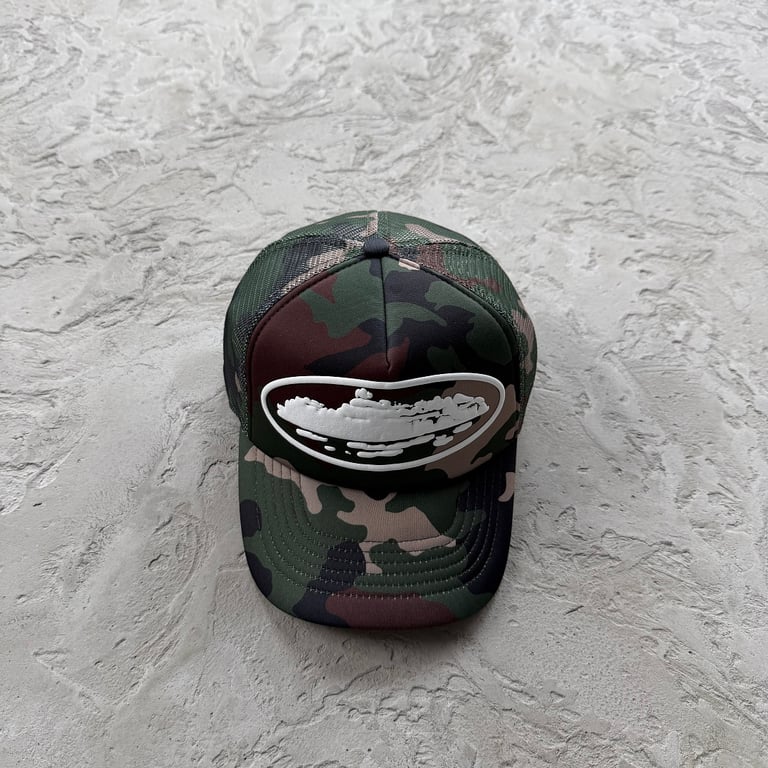 Corteiz Alcatraz Print Trucker Hat Woodland Camo