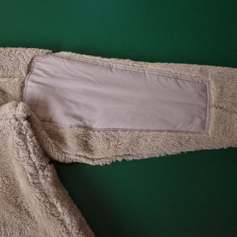 Derschutze Embroidered Fleece Hoodie Beige - 18