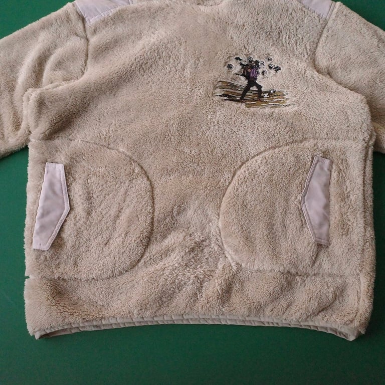 Derschutze Embroidered Fleece Hoodie Beige - 6