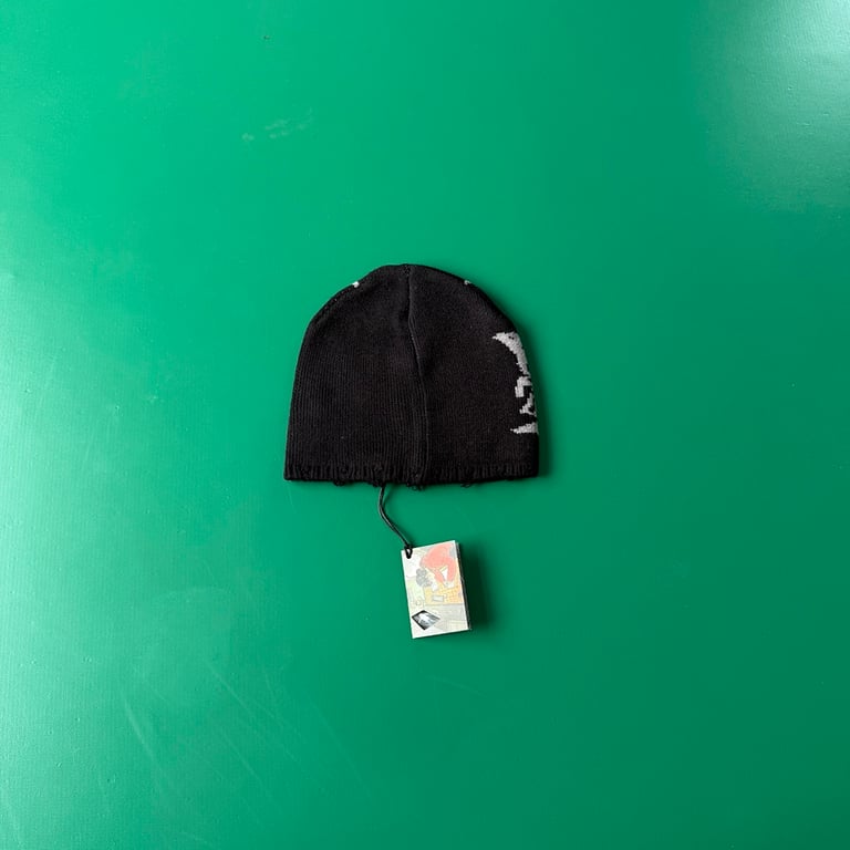 Derschutze Graphic Knit Beanie - 9