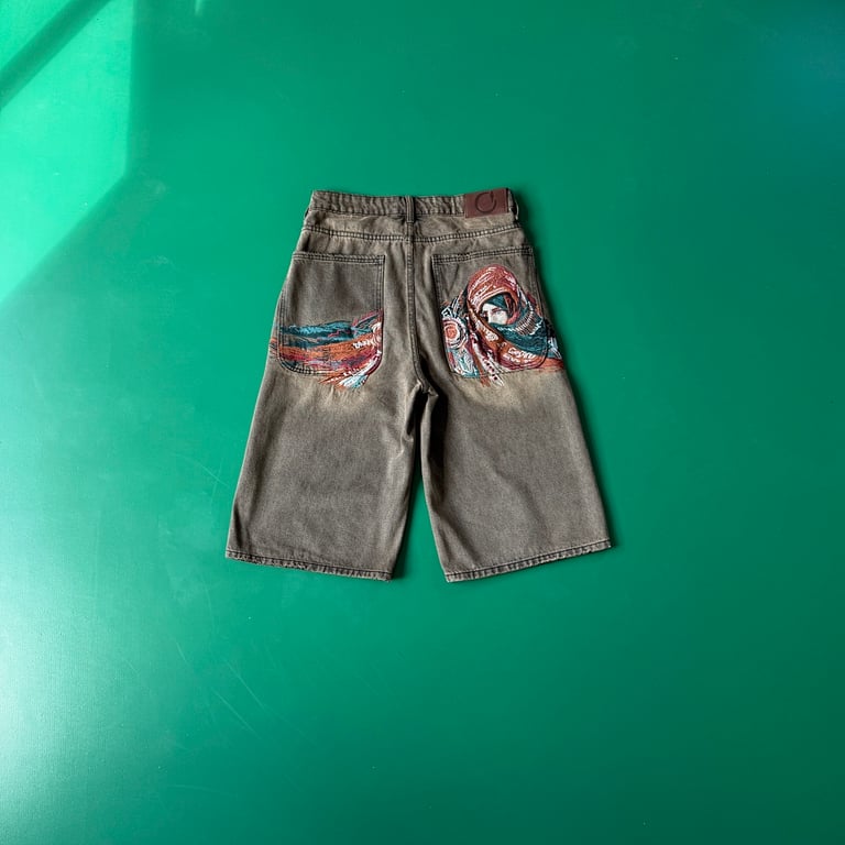 Derschutze Embroidered Jorts Light Brown