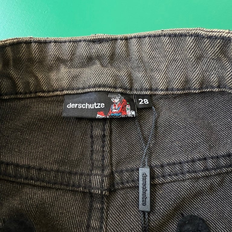 Derschutze Embroidered Jorts Light Brown - 16