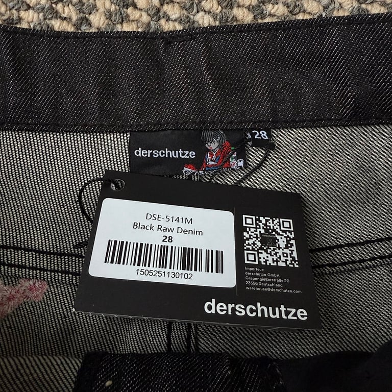 Derschutze Sakura Embroidery Denim Shorts - 12