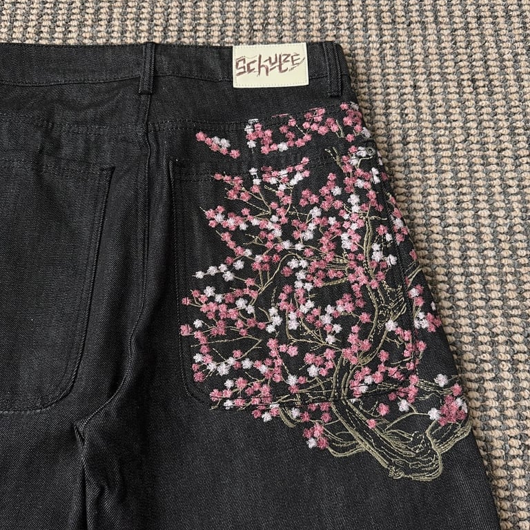 Derschutze Sakura Embroidery Denim Shorts - 5