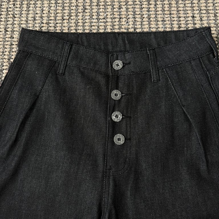 Derschutze Sakura Embroidery Denim Shorts - 9