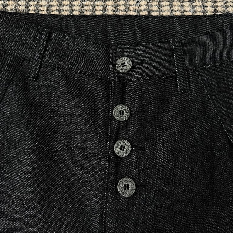 Derschutze Sakura Embroidery Denim Shorts - 10