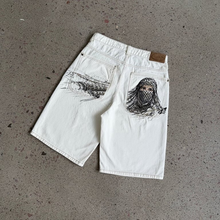 Derschutze Embroidered Denim Shorts Off White - 16