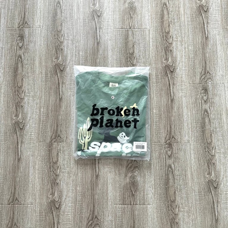 Broken Planet Space Trails T-shirt Agave Green - 8