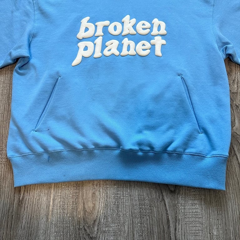 Broken Planet University Blue Set - 14