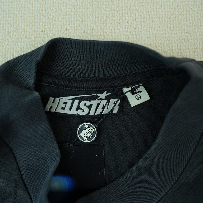 Hellstar Chrome Logo T-Shirt Black - 11