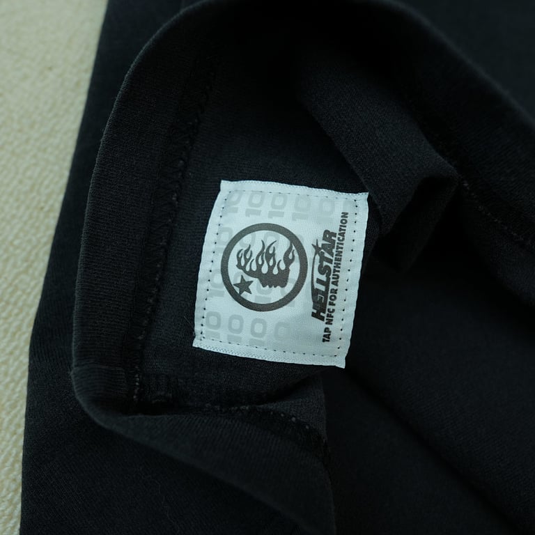 Hellstar Classic T-Shirt Black - 12