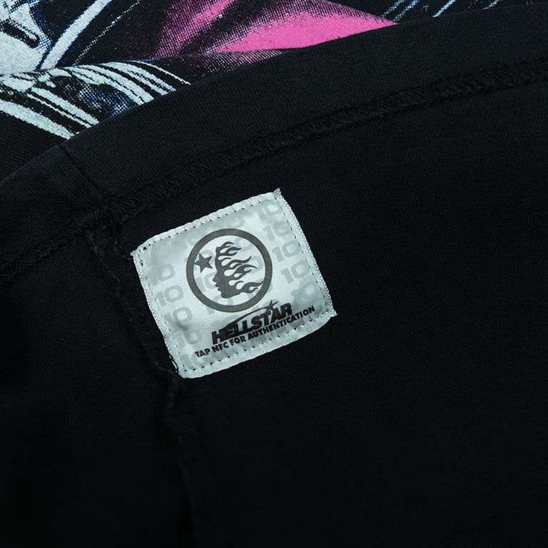Hellstar The Future T-Shirt Black/Pink - 17