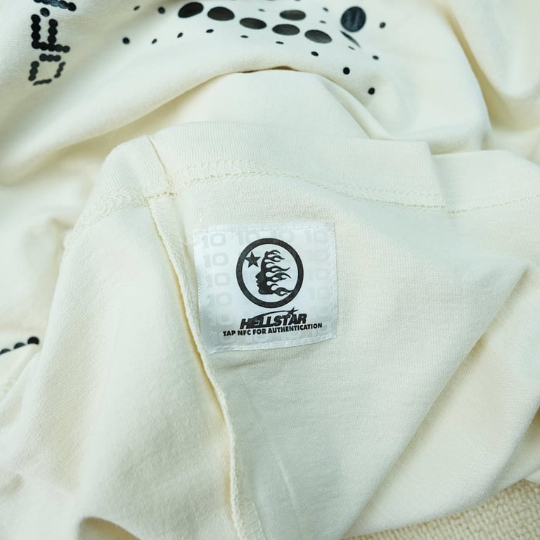 Hellstar Scoreboard L/S T-shirt White - 12