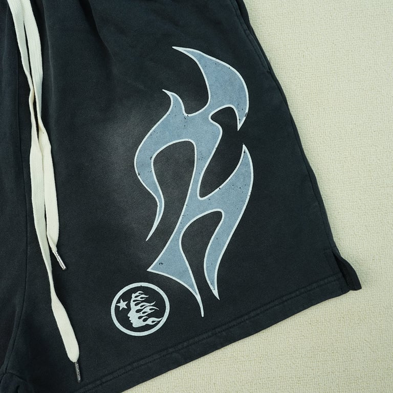 Hellstar Graphic Flame Shorts Black - 10