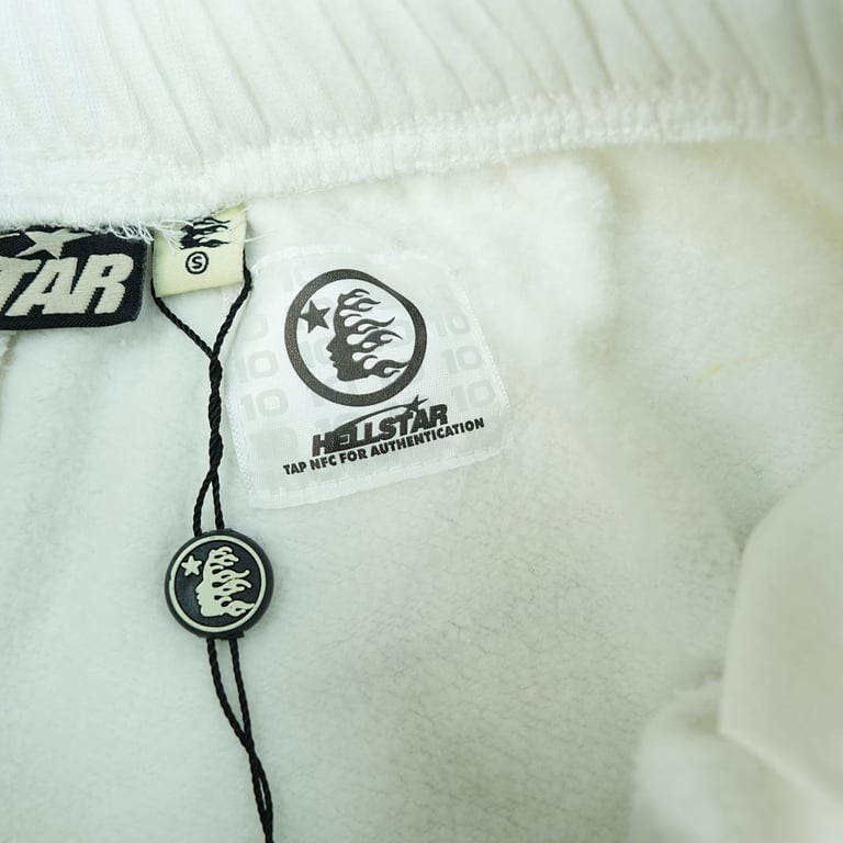 Hellstar Warm Up Shorts White - 10