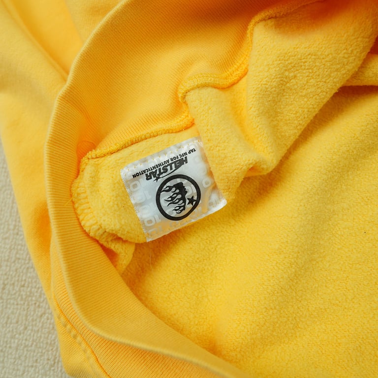 Hellstar Sports Crewneck Yellow - 14